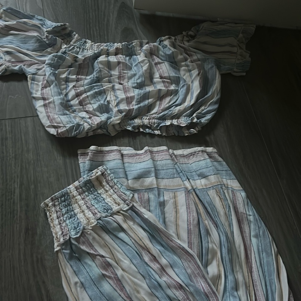 Fit and flare cropped top with flare pants